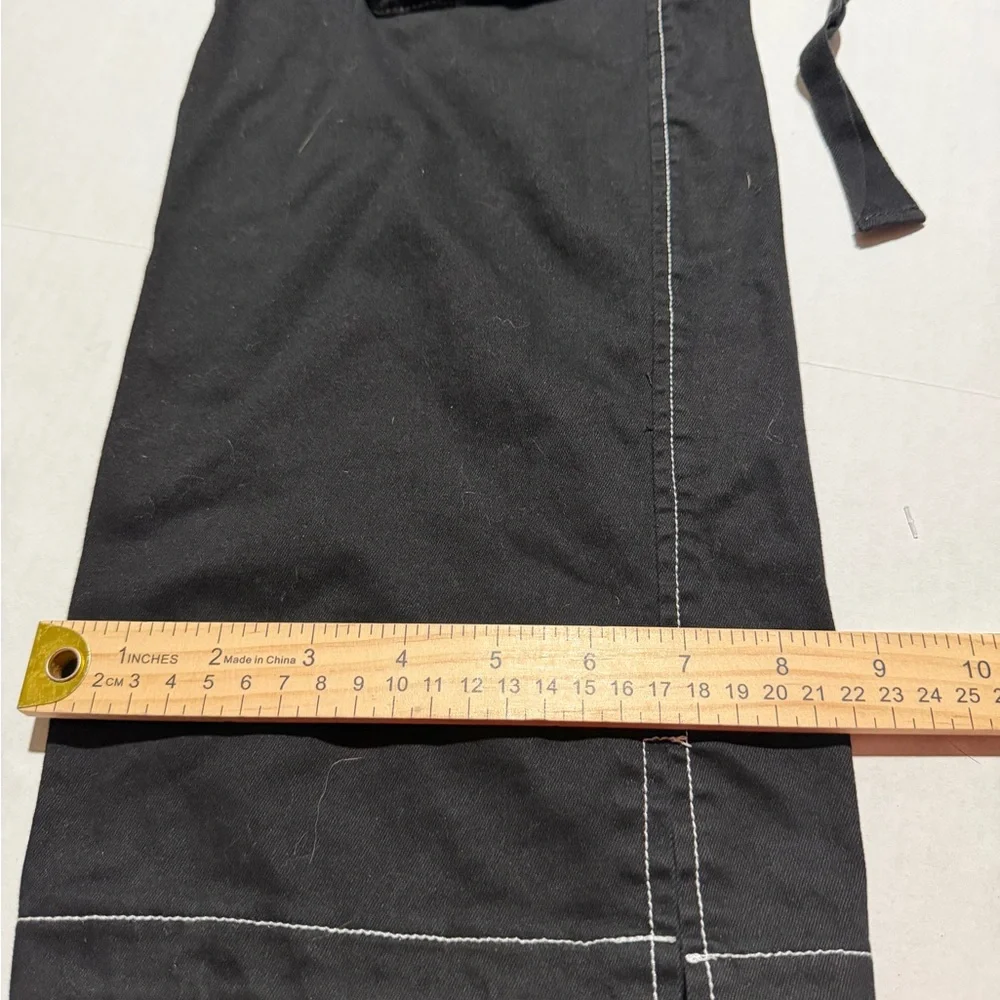 Capsule Brand Black Cargo style baggy Pants w/White stitching Women's Small #630
